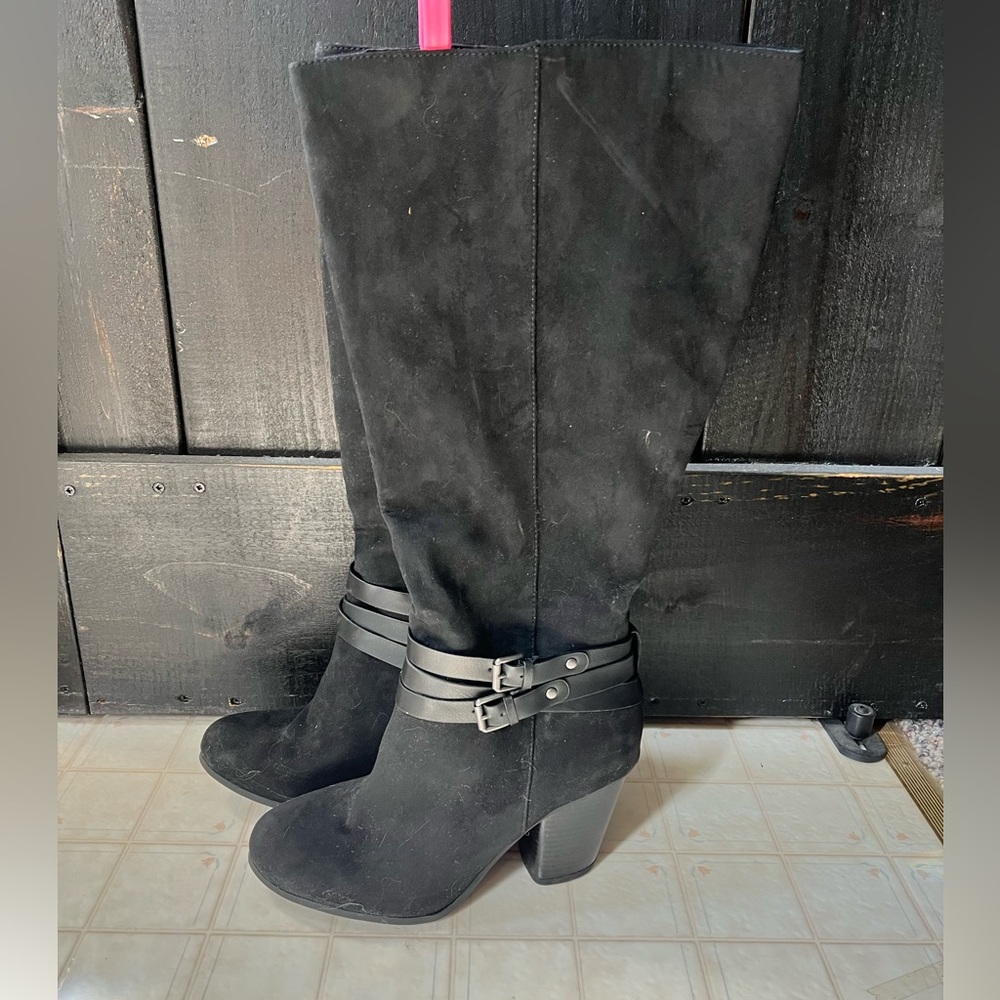 BRAND NEW 10WW Knee High Torrid Boots